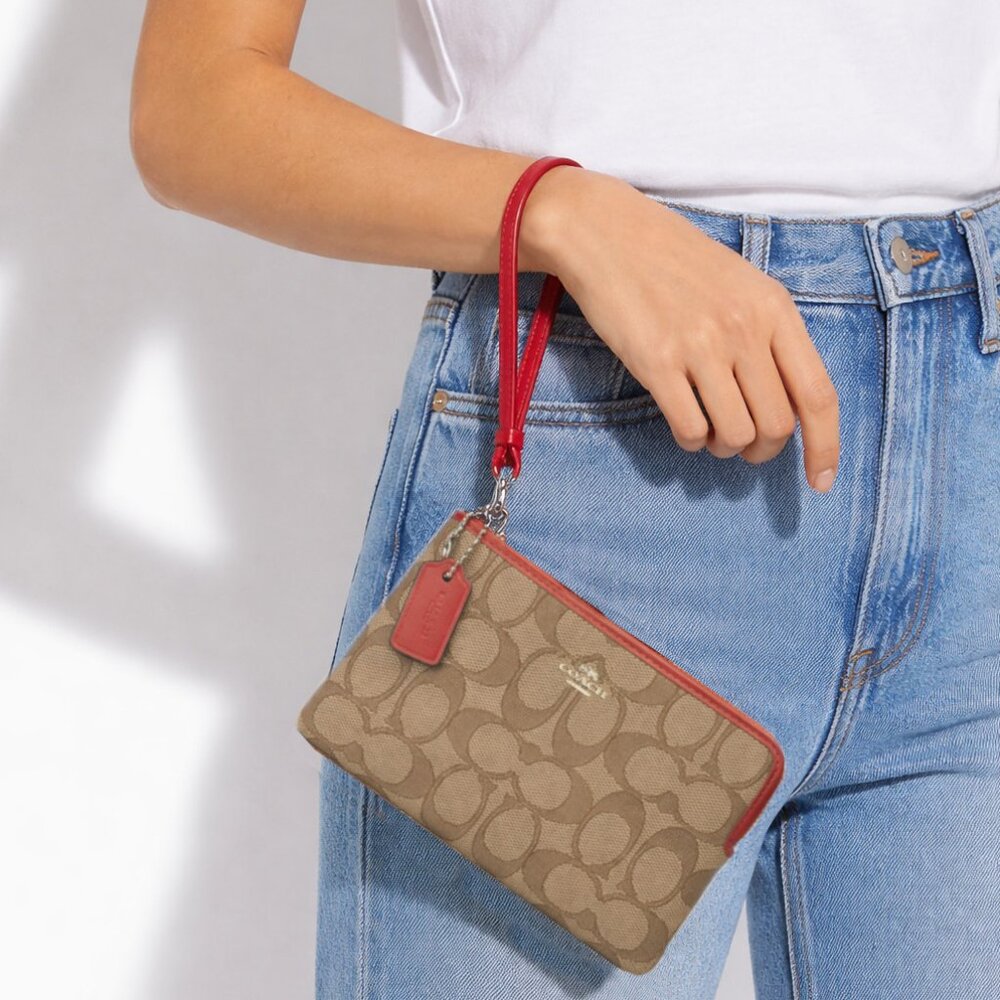 Coach Signature Canvas Wristlet Khaki Miami Red Zip Pouch Mini Bag F1580 EUC - Picture 3 of 8